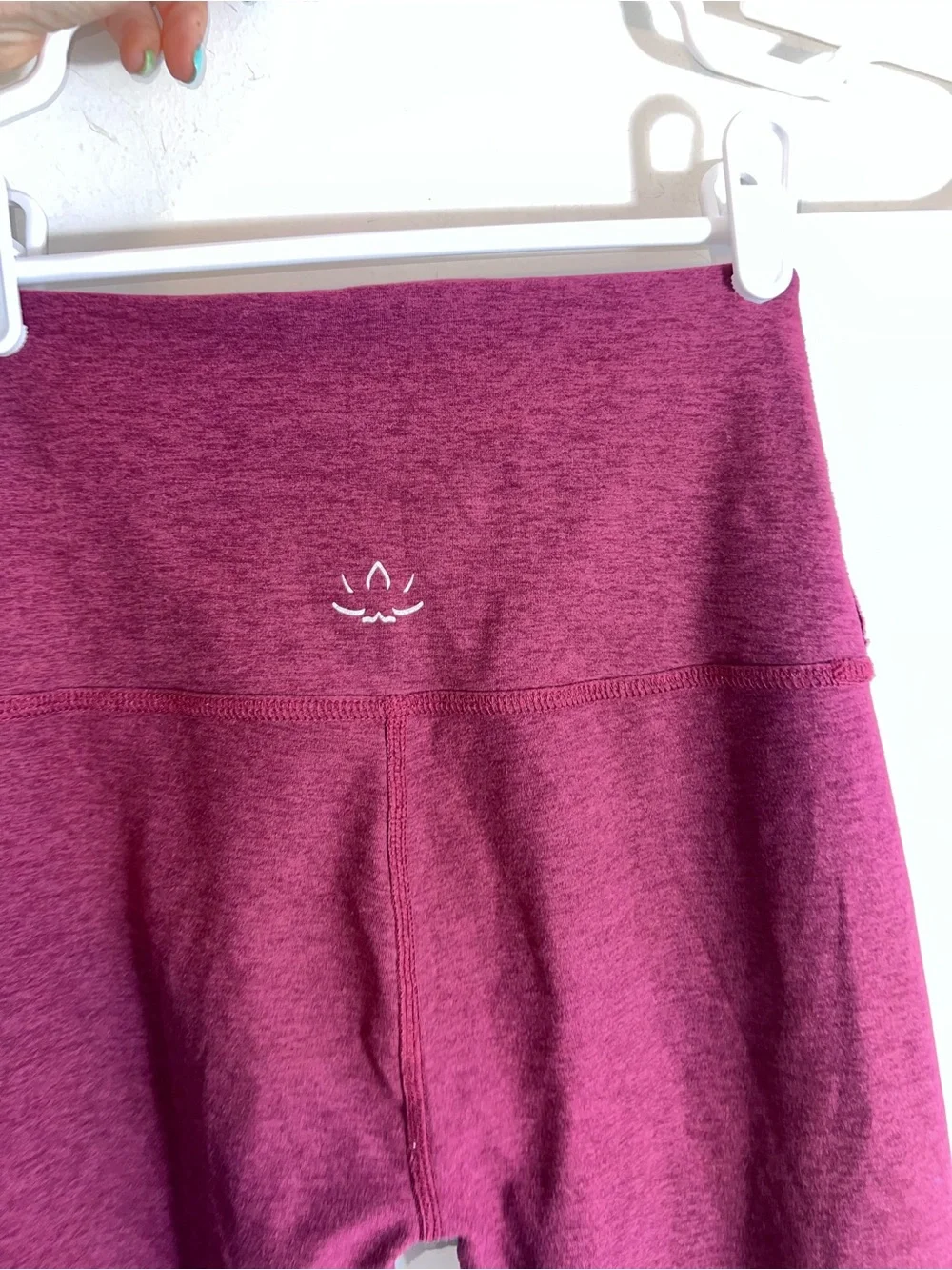 Beyond Yoga Caught In The Midi Legging High-Leggings - Burgundy red color small - Picture 12 of 16
